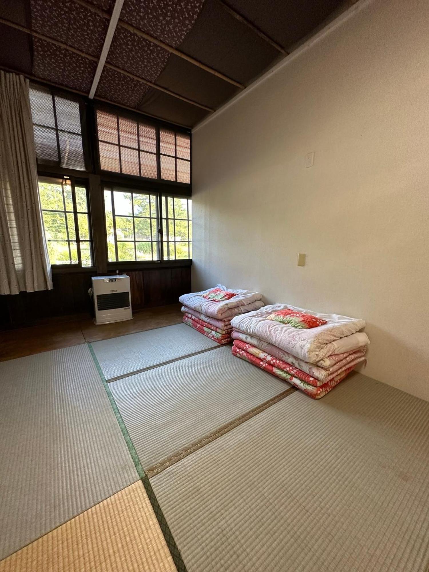 Boken Kazoku Hostel คุตชาน ห้อง รูปภาพ