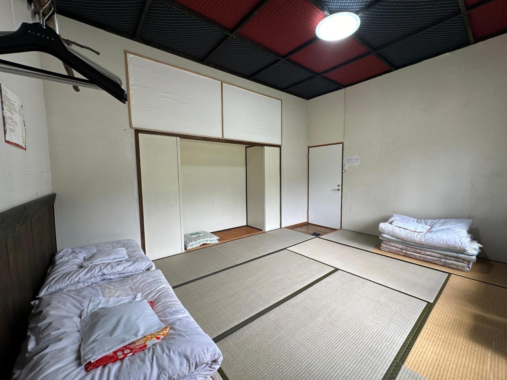 Boken Kazoku Hostel คุตชาน ห้อง รูปภาพ